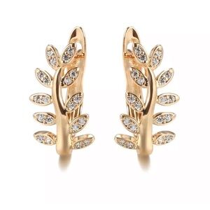 Rose Gold Plated Leaf Zircon Clip Earrings